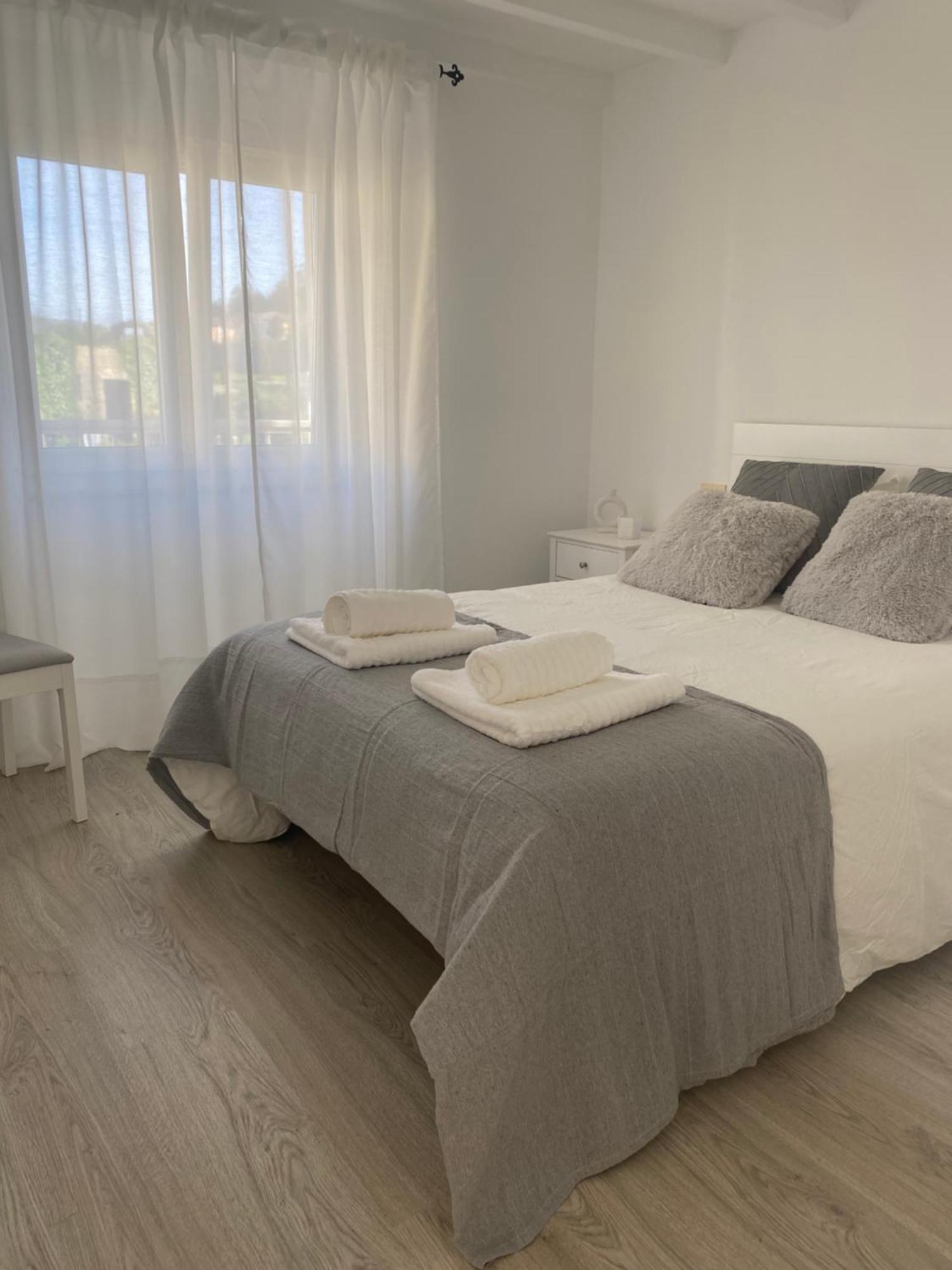 A Casa De Paco. O Barqueiro. Apartment